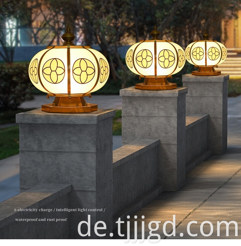 Pillar Top Solar Lights LED